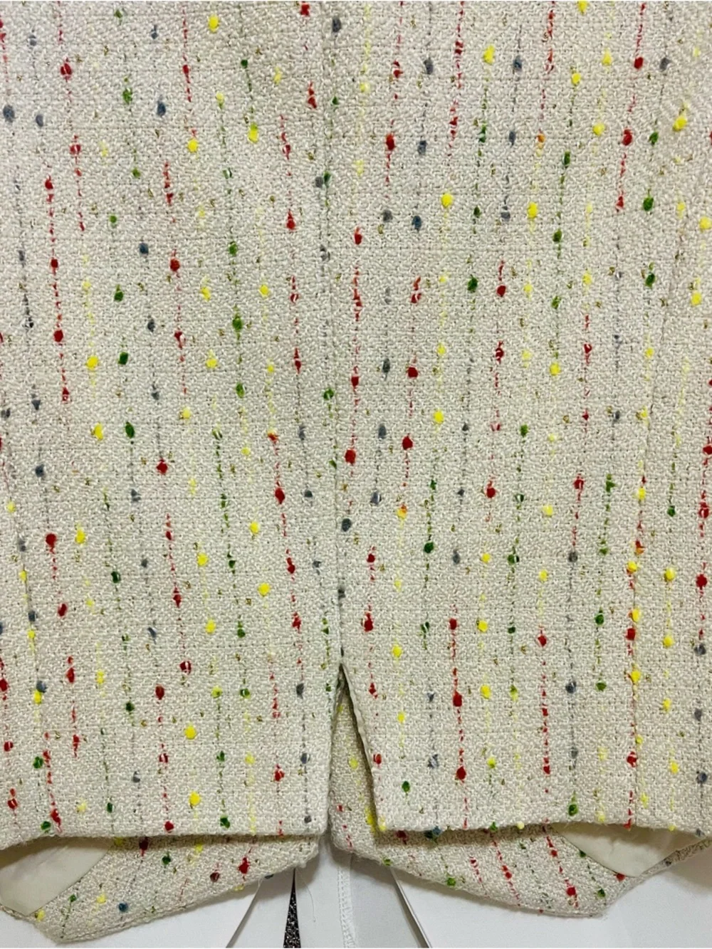 Love Bonito Cream Tweed V-Neck Vest with Colorful Speckles - Picture 5 of 6